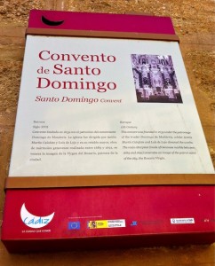 domingo-sign